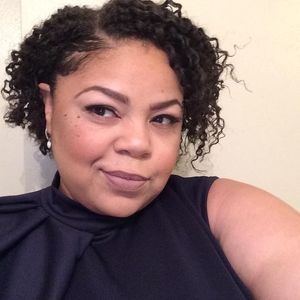 Meet your Posher, Nicole tene'